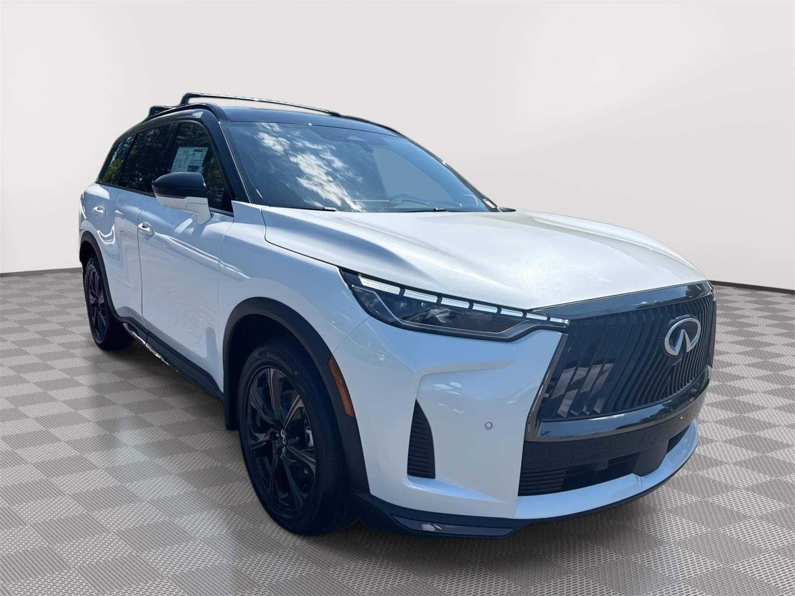 New 2027 2T RAD WHT INFINITI Autograph AWD image 4
