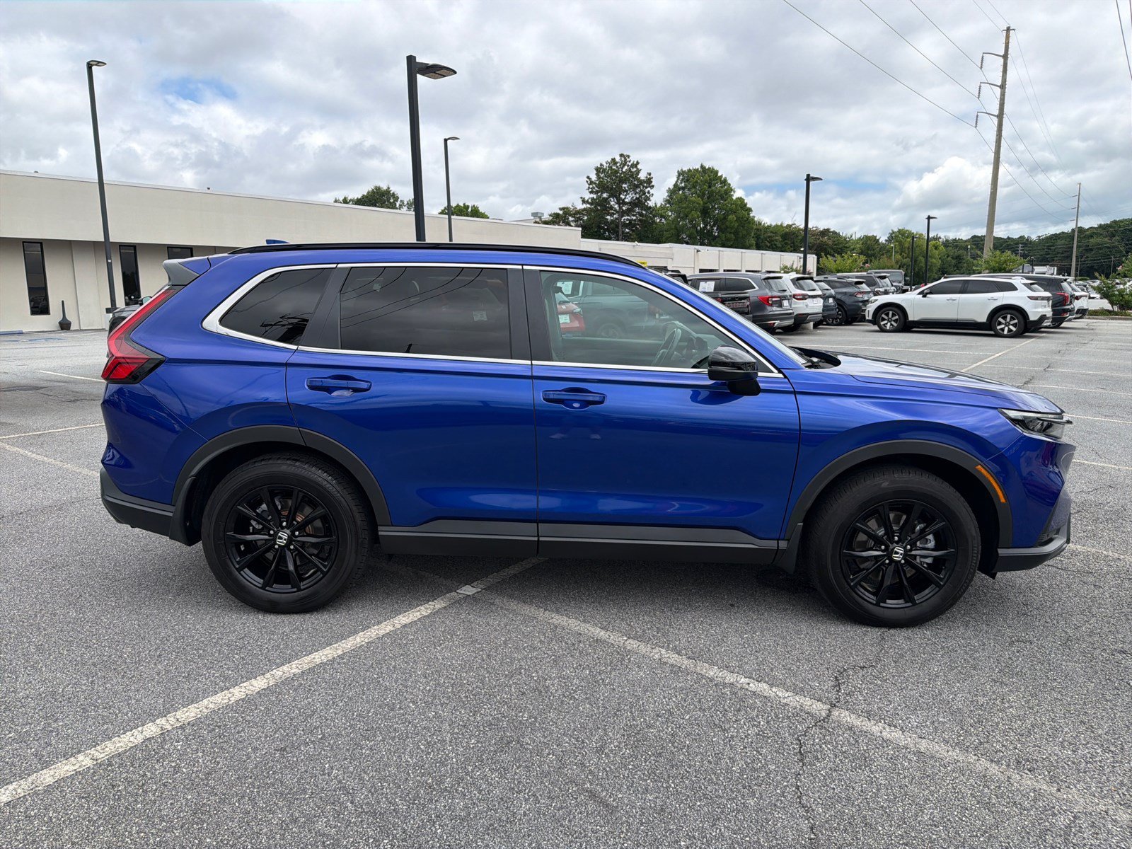 Used 2025 Canyon River Blue Metallic Honda Sport-L image 10