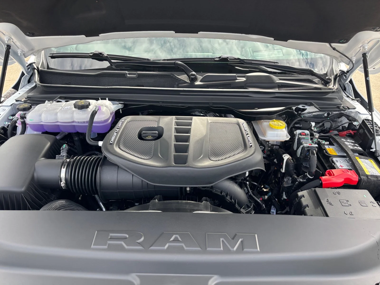 New 2026 Bright White Ram Limited image 20