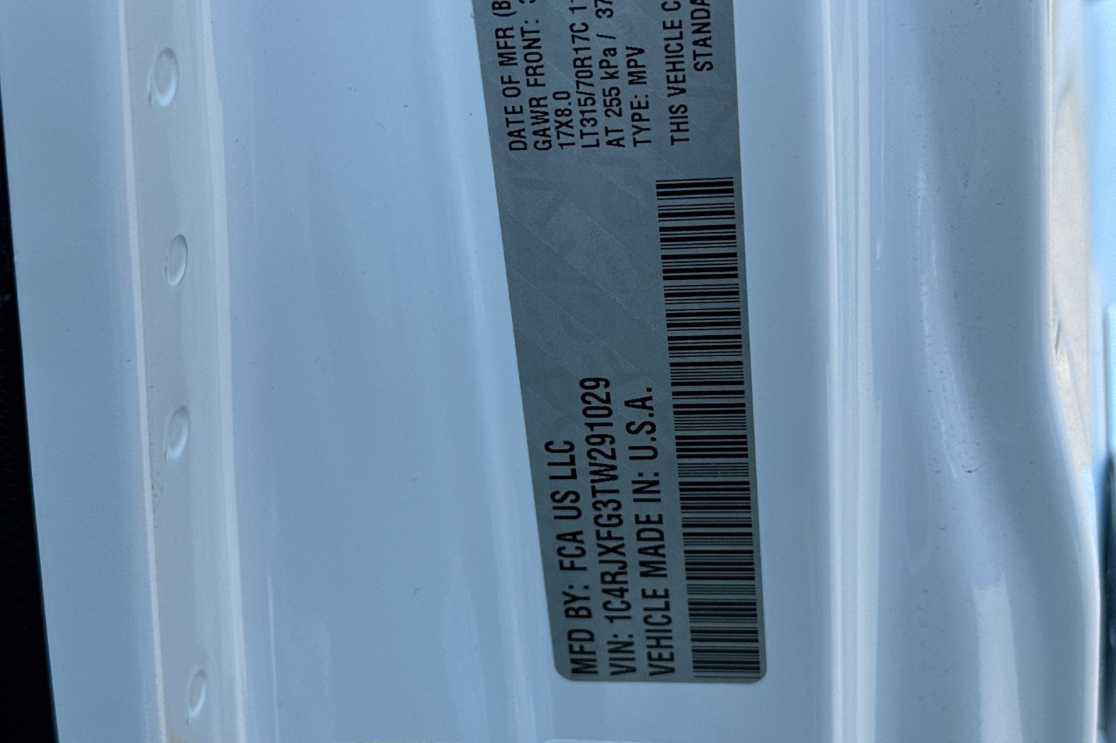 New 2026 Bright White Clearcoat Jeep Rubicon X image 28