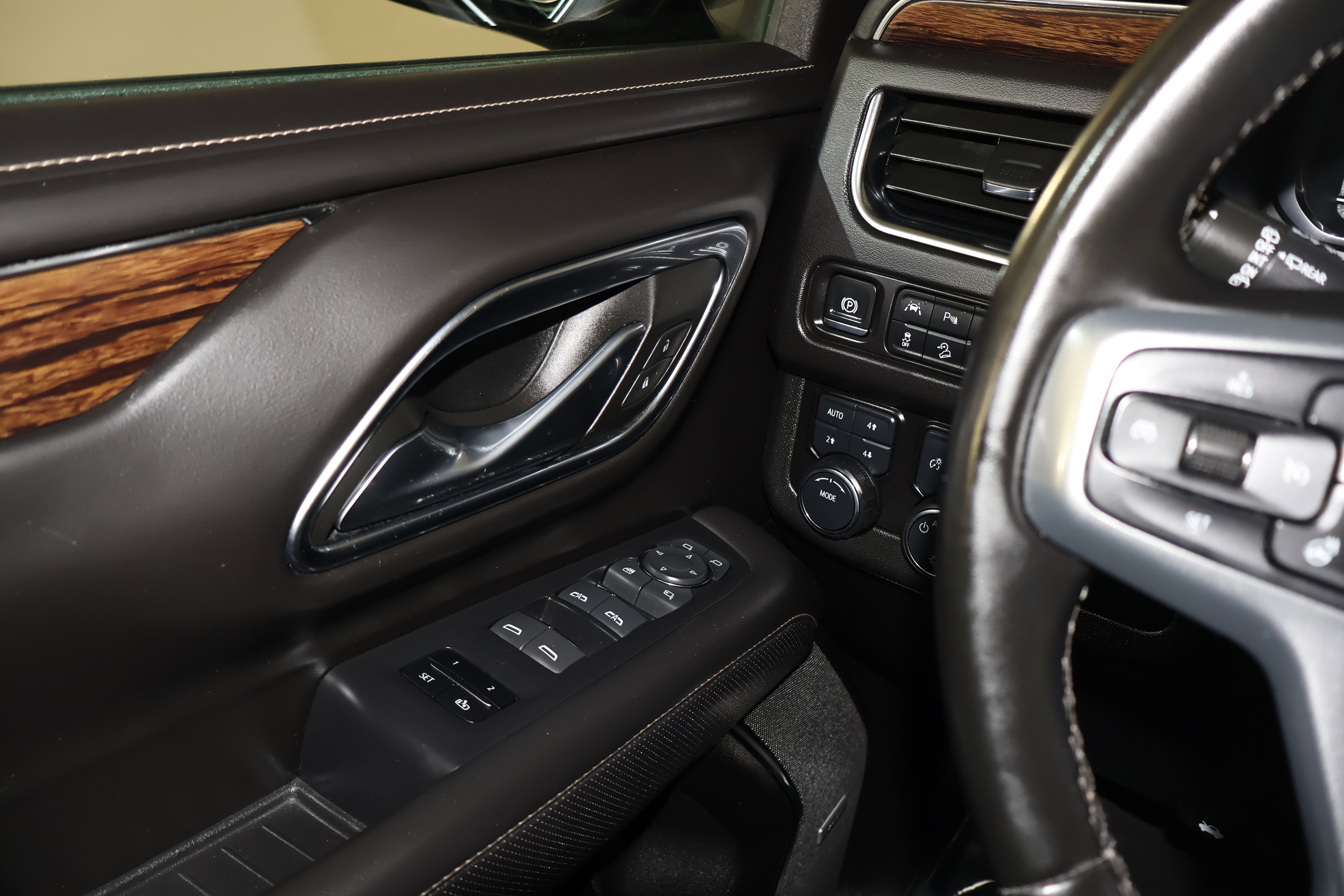 2024 Chevrolet Tahoe Premier - Photo 34
