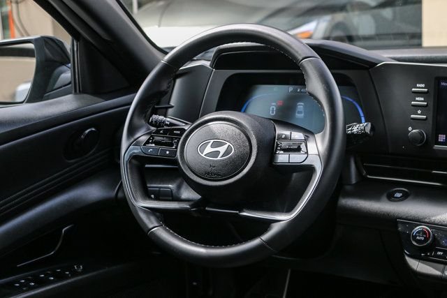 Certified Used 2025 Gray Hyundai SEL Sport image 16