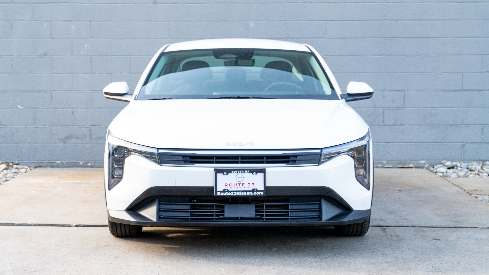 Used 2025 Kia K4 LXS with VIN 3KPFT4DE6SE157525 for sale in Butler, NJ