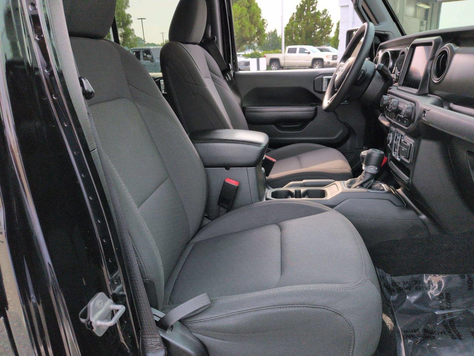 Used 2023 Black Clearcoat Jeep Sport S image 36