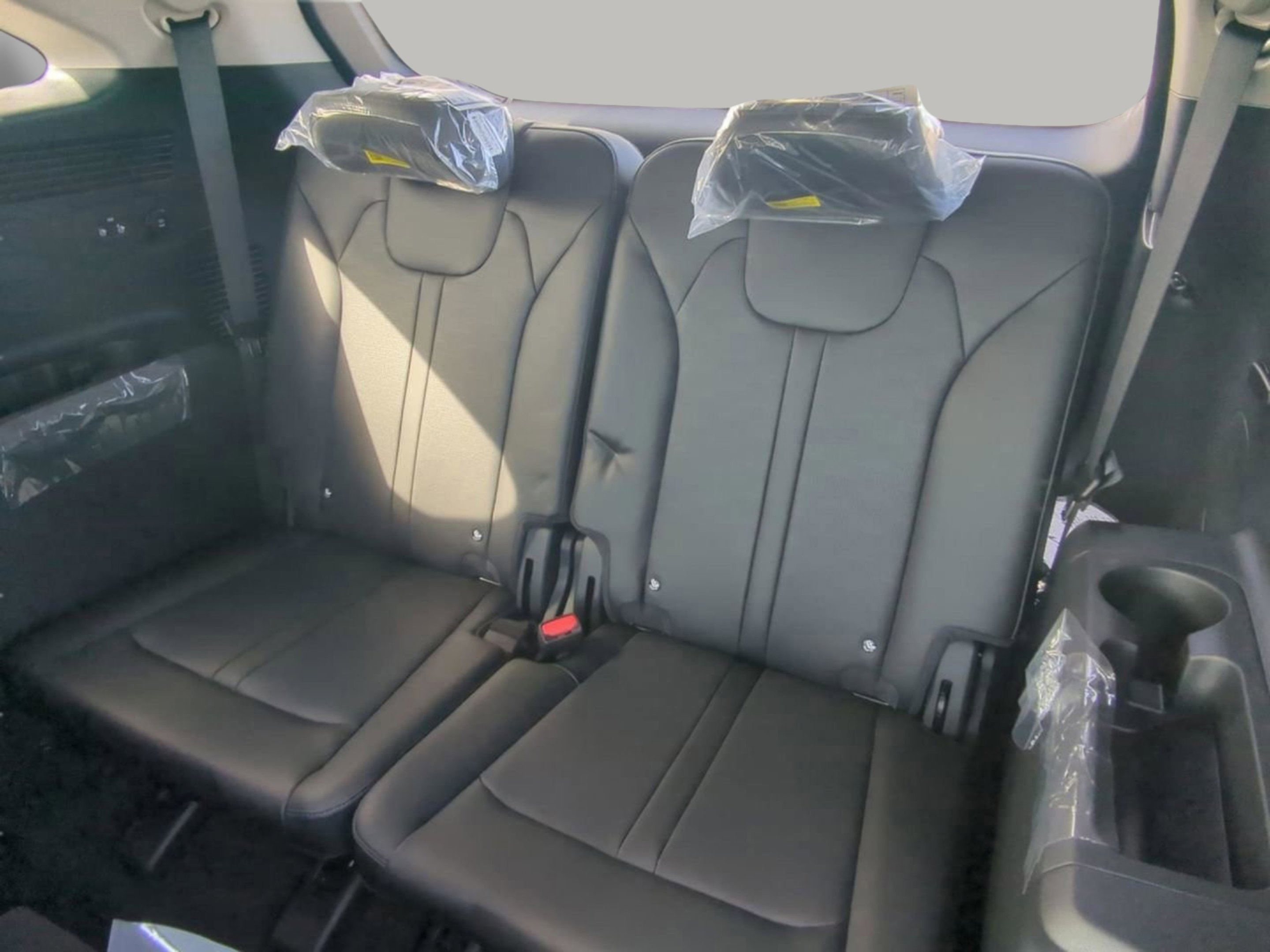 New 2026 Ebony Black Kia S image 15