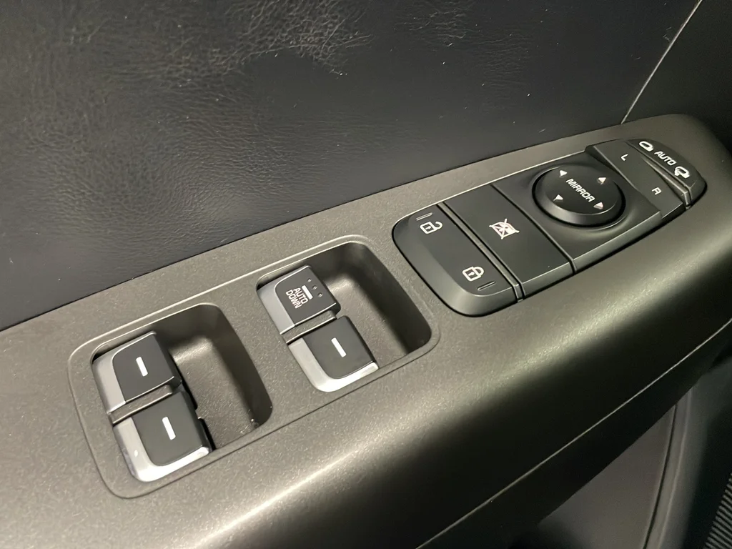 Certified Used 2022 White Kia LX image 39