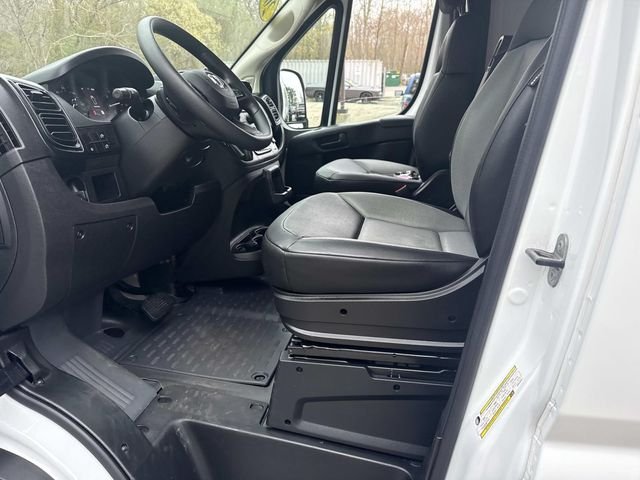 Used 2025 Bright White Clearcoat Ram Base image 15