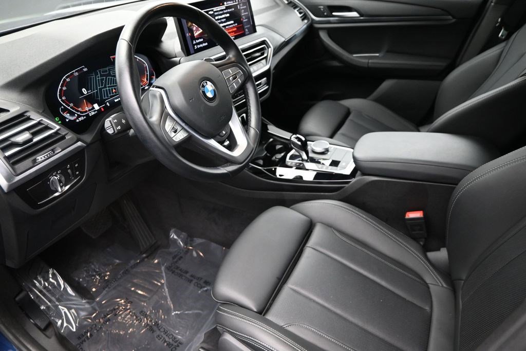 Used 2023 Phytonic Blue Metallic BMW sDrive30i image 15