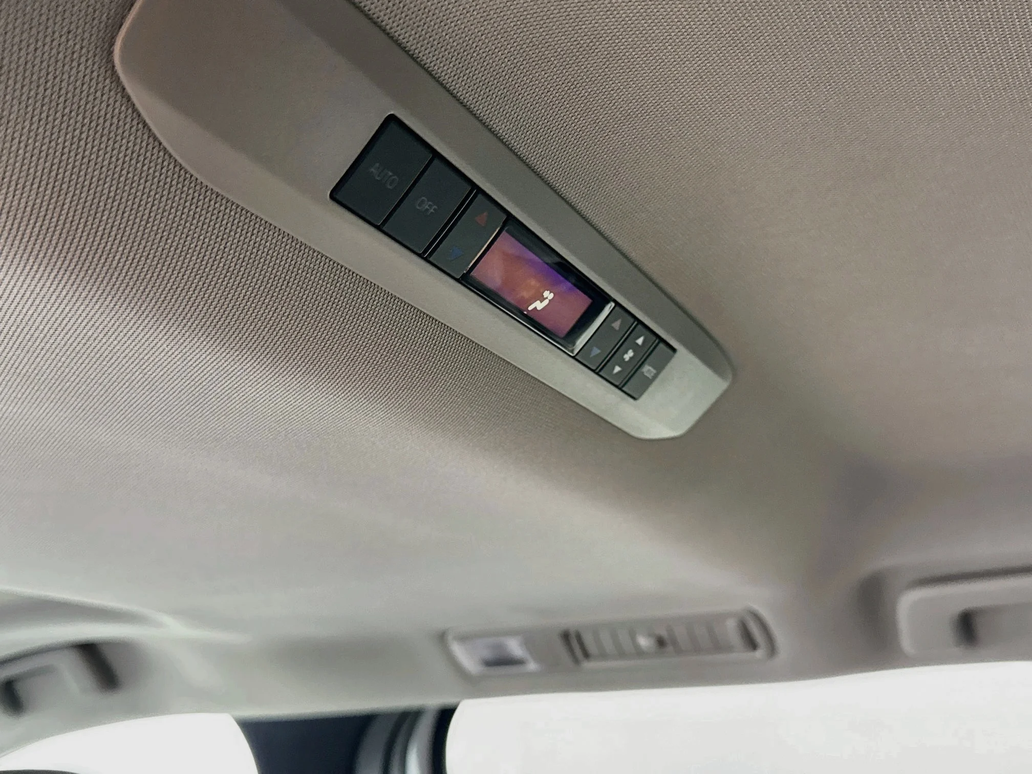 New 2026 Wind Chill Pearl Toyota XLE image 26