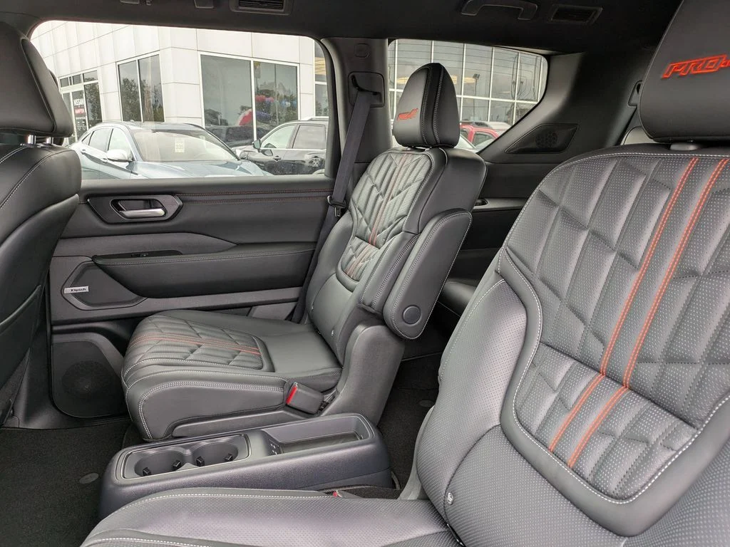 2026 Nissan Armada PRO-4X - Photo 14