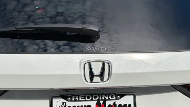 New 2027 Platinum White Pearl Honda Sport-L image 12