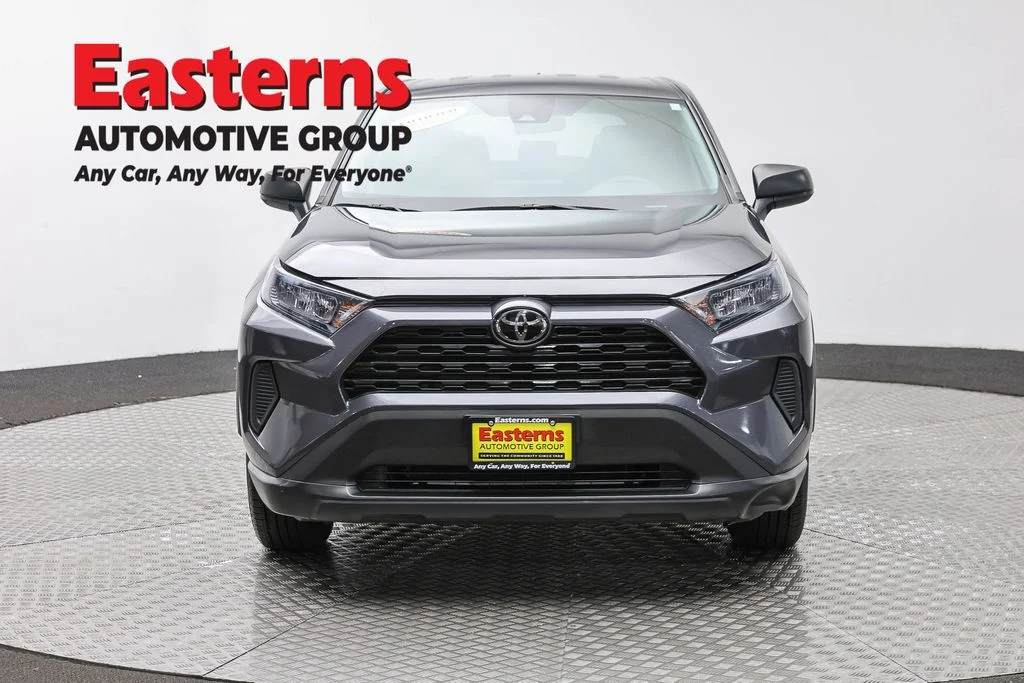 Used 2022 Gray Toyota LE image 2