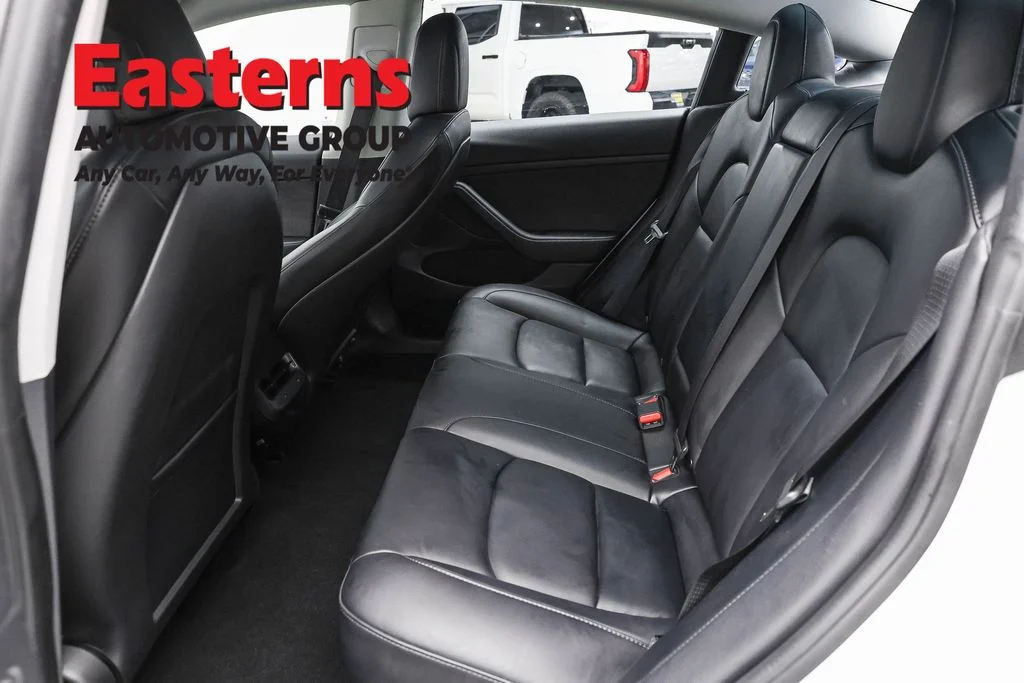 Used 2022 White Tesla Long Range image 16