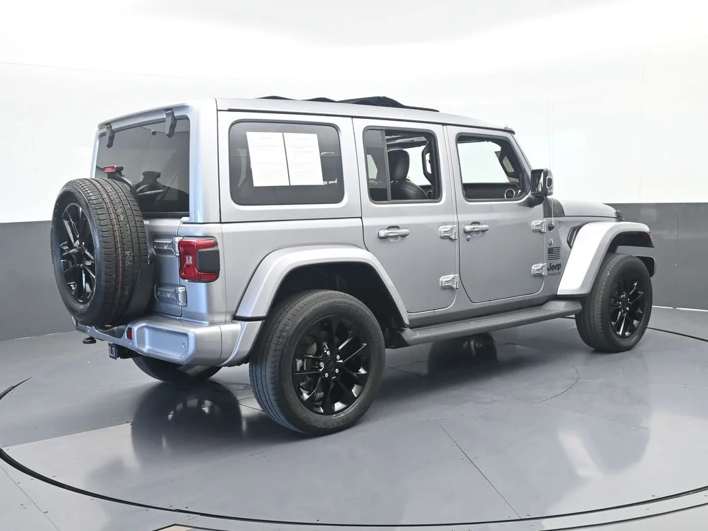 Used 2021 Billet Silver Metallic Clearcoat Jeep Unlimited Sahara High Altitude image 6