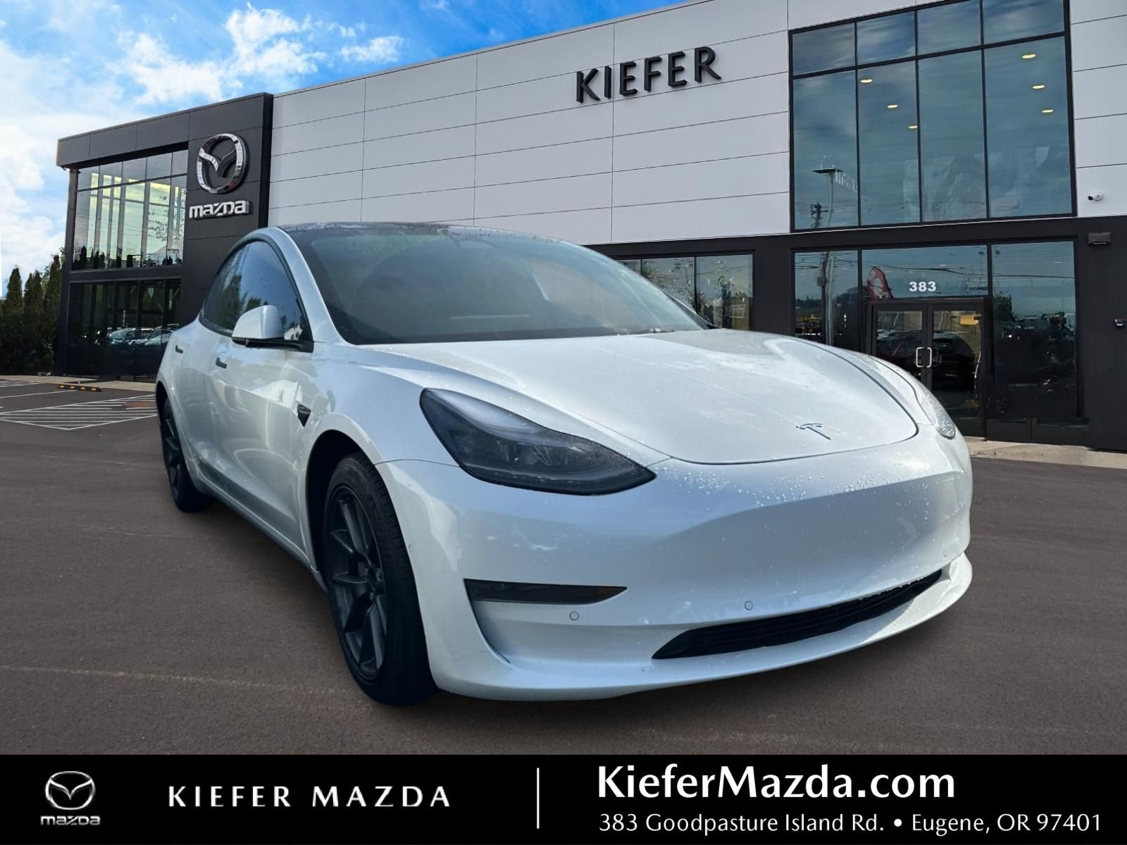 2023 Tesla Model 3 -'s photo