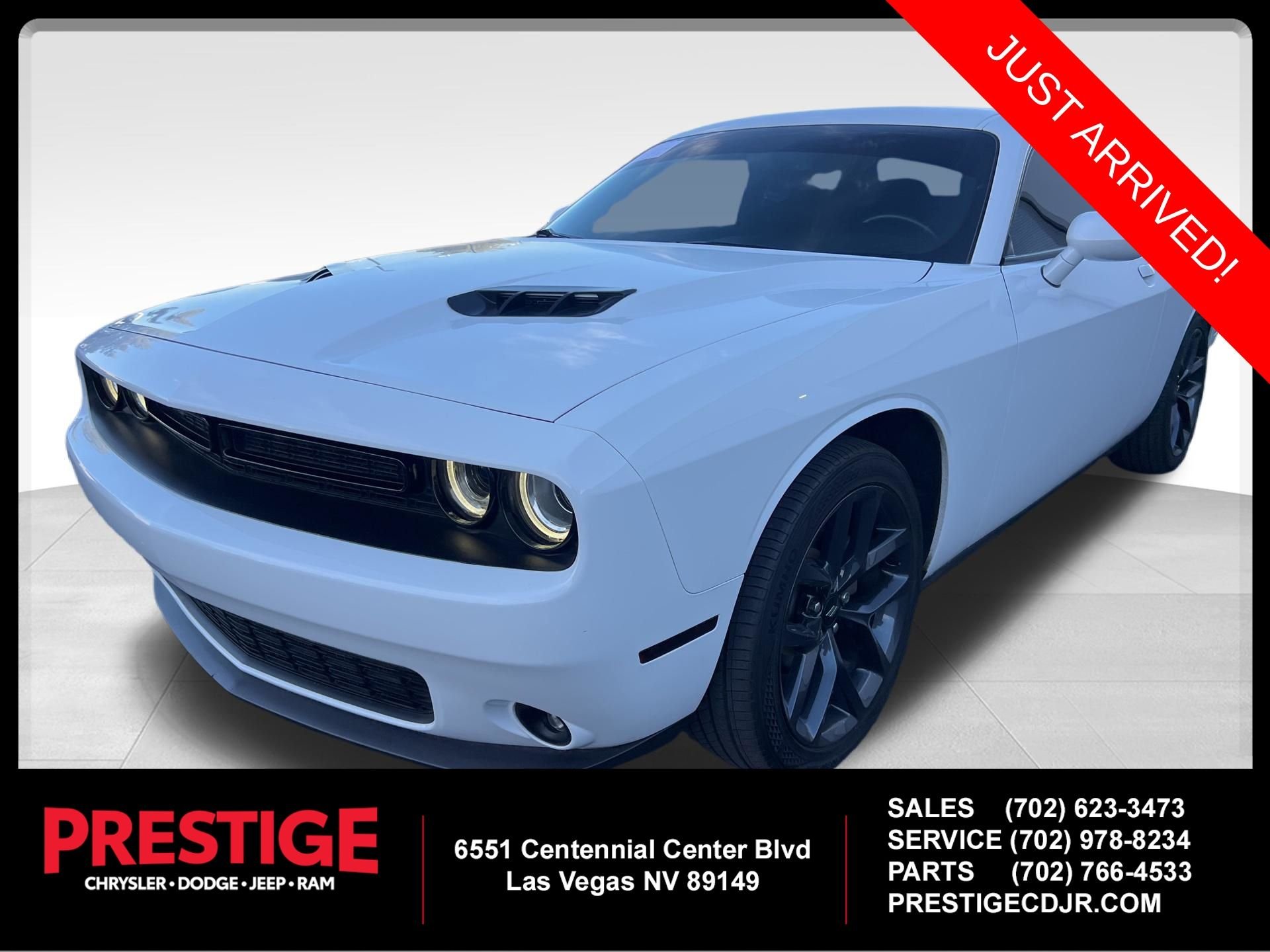 2019 Dodge Challenger SXT Auto's photo