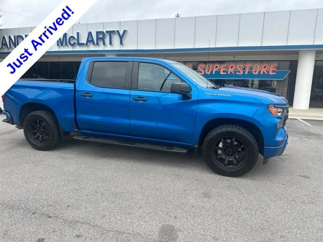 Used 2024 Blue Chevrolet Custom image 2