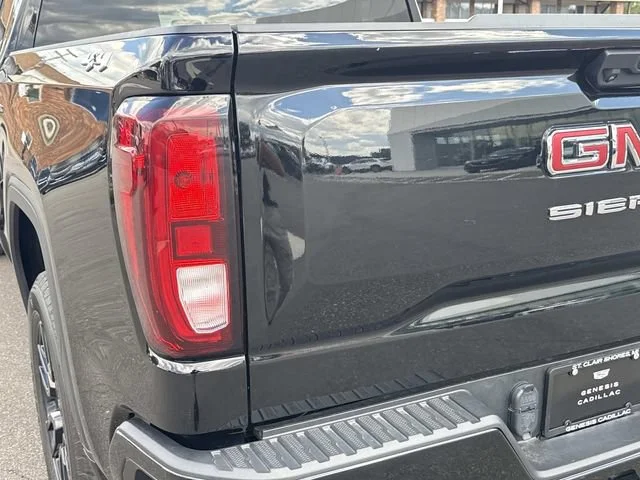 Used 2024 Onyx Black GMC Elevation image 11