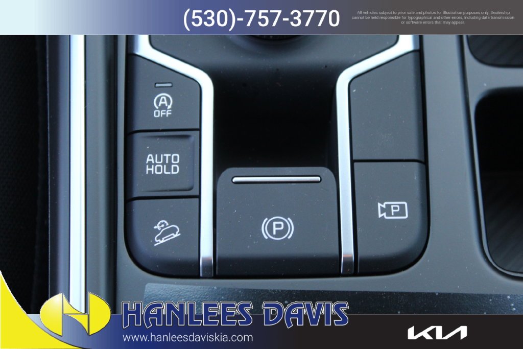 New 2026 Ivory Silver Kia LX image 17