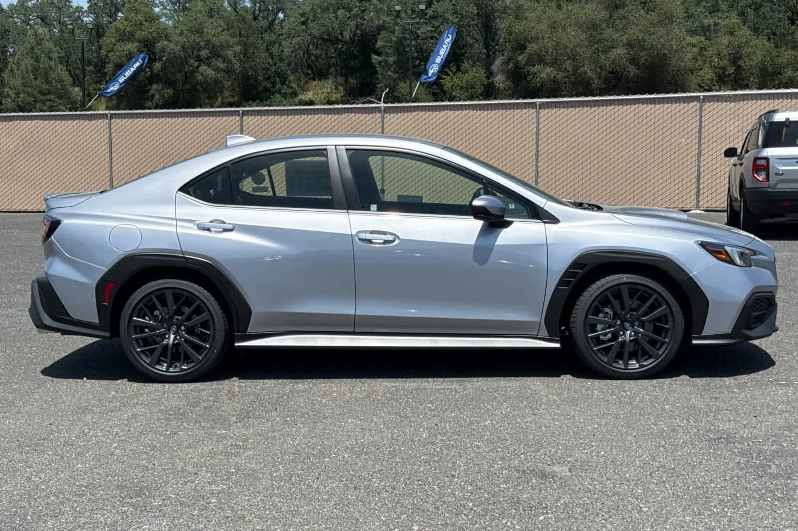 New 2026 ICE SILVER METALLIC Subaru Premium image 2