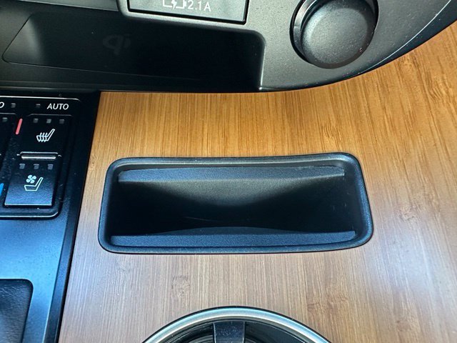 Used 2022 White Lexus 450h image 34