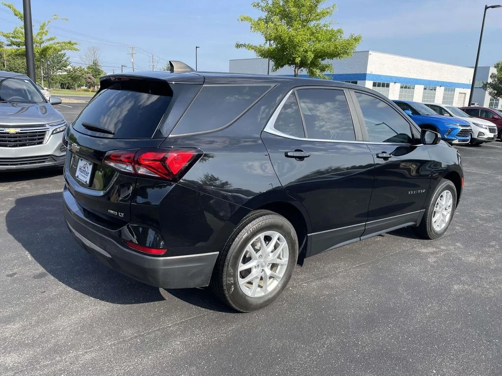 Certified Used 2023 Mosaic Black Metallic Chevrolet LT image 6