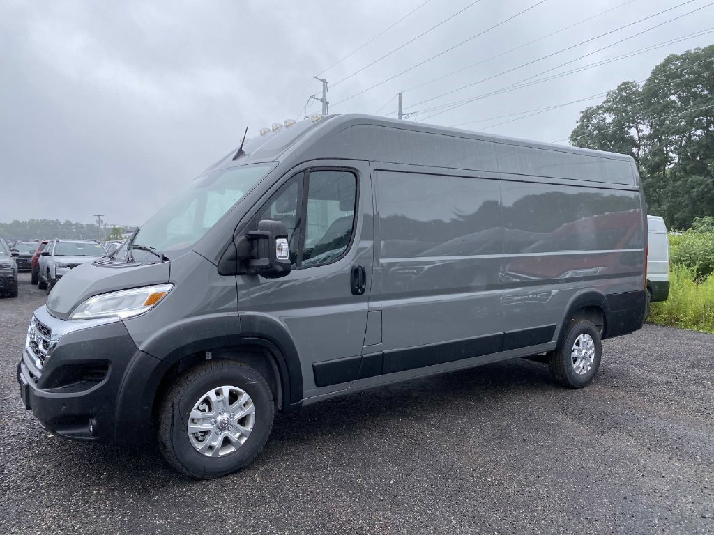 Used 2025 White Ram High Roof image 8