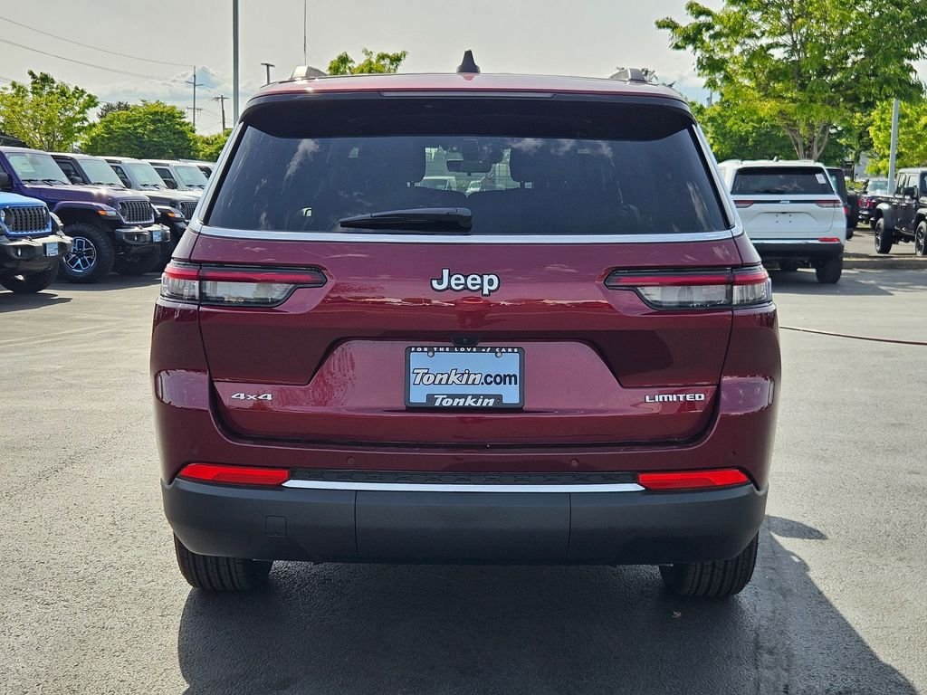 New 2025 Velvet Red Pearl-Coat Exterior Paint Jeep Limited image 5