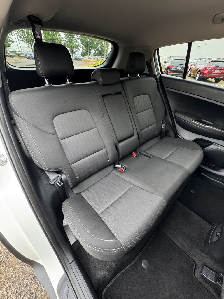 Used 2022 Snow White Pearl Kia LX image 23