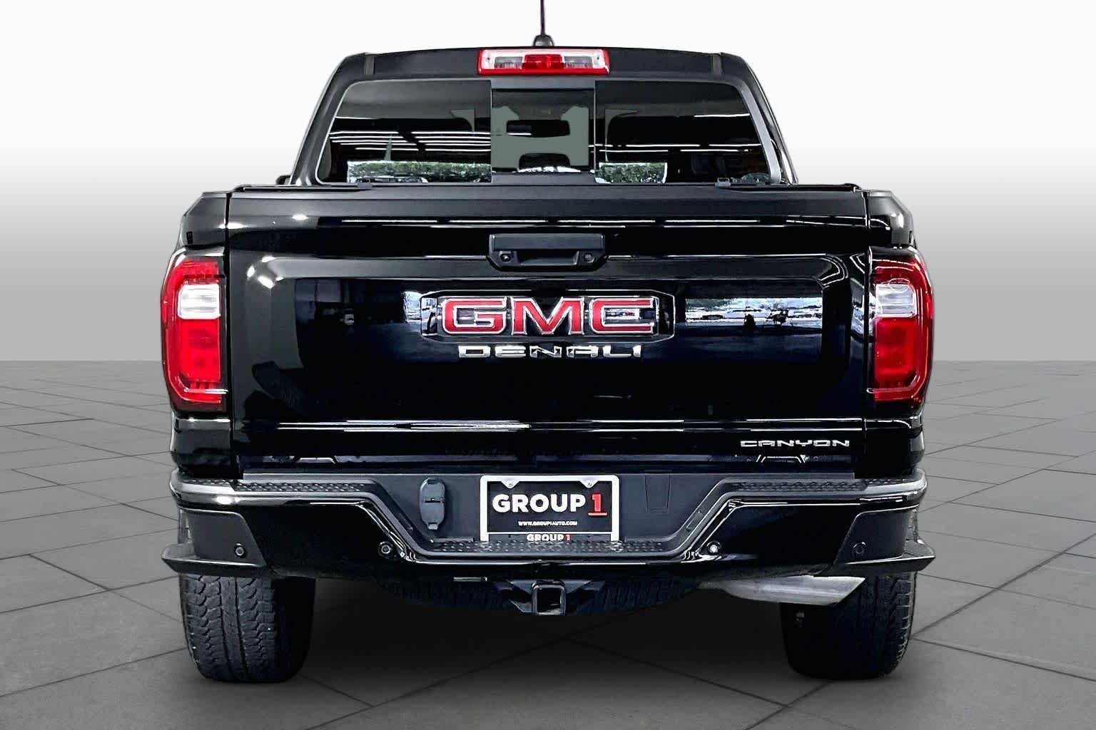 2023 GMC Canyon Denali - Photo 10