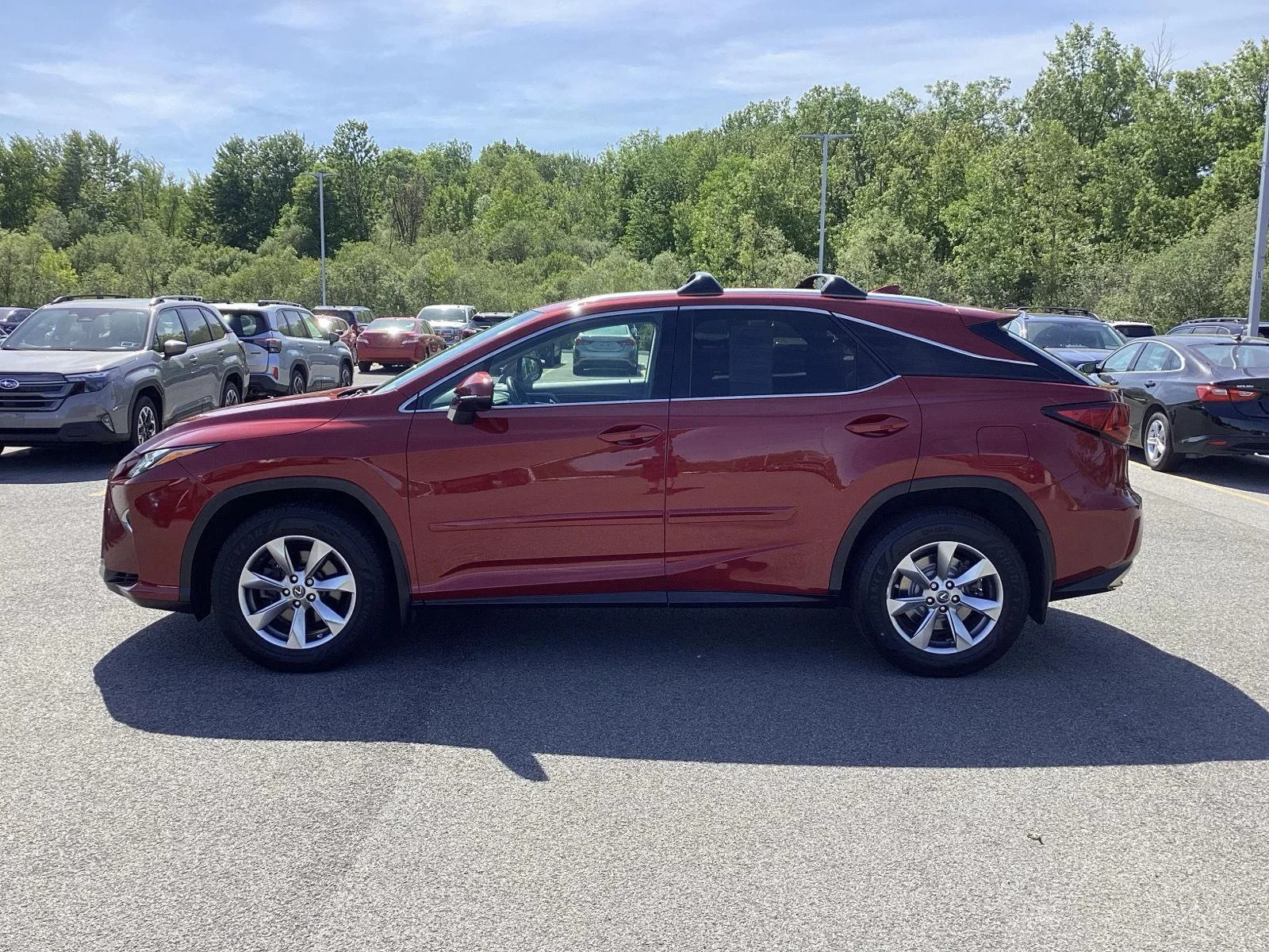 Used 2018 Matador Red Mica Lexus Base image 4