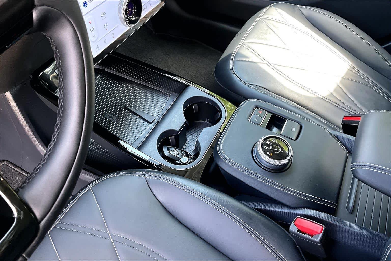 Used 2023 Carbonized Gray Metallic Ford Select image 16