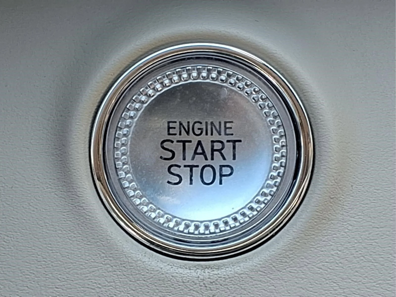 2024 GENESIS GV70 Standard - Photo 15