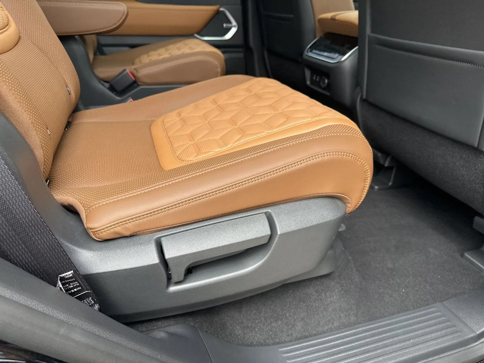 New 2026 Super Black Nissan Platinum Reserve image 36