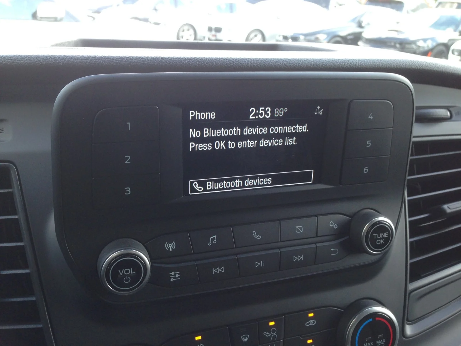 Used 2020 Oxford White Ford w/ rearCam image 47