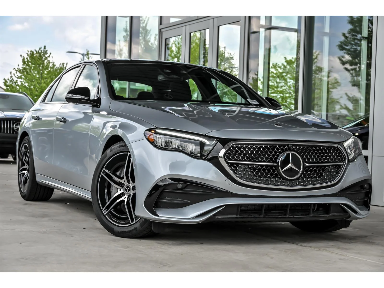 2026 Mercedes-Benz E-Class E450 4MATIC's photo