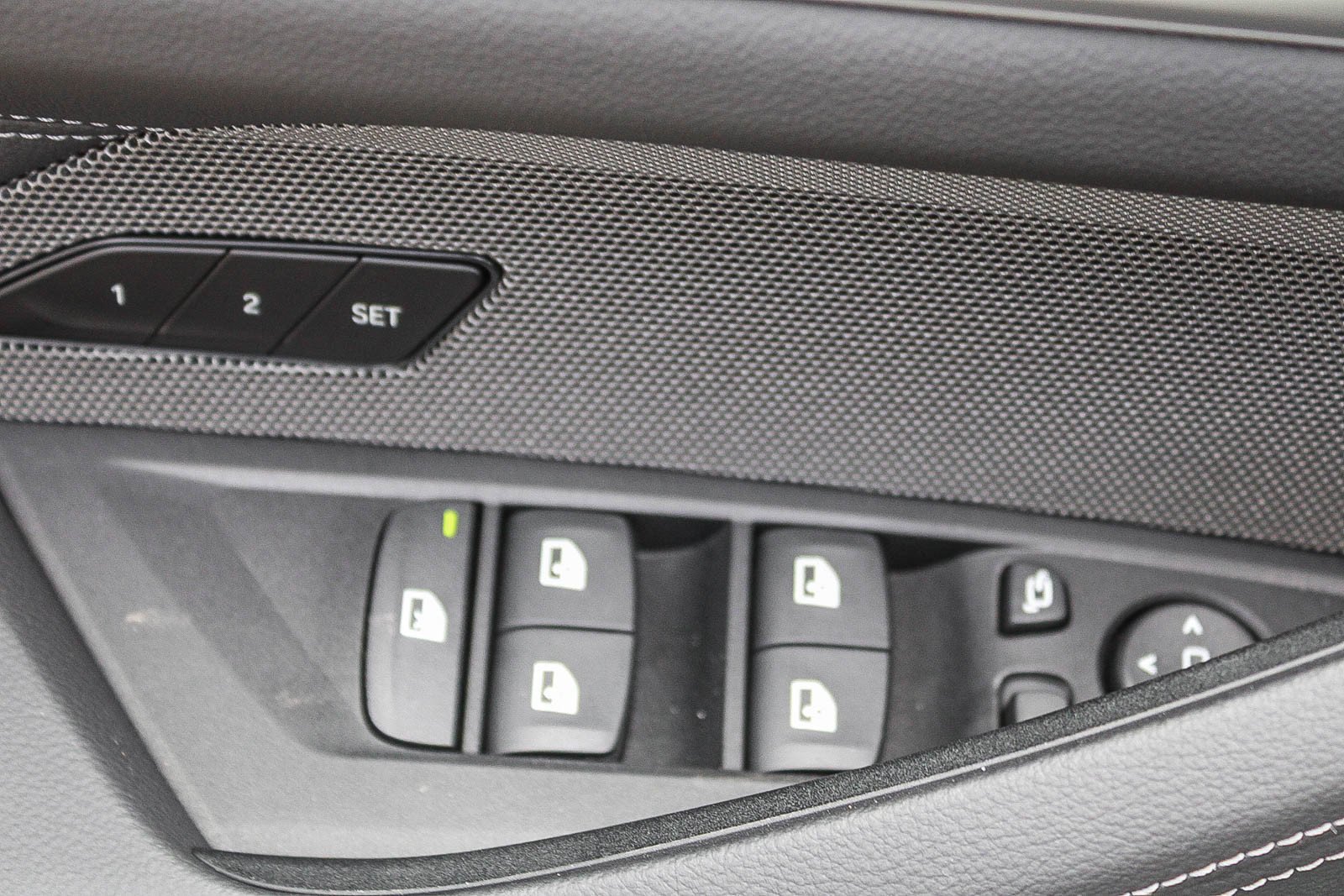 New 2026 Brooklyn Grey Metallic BMW eDrive40 image 20