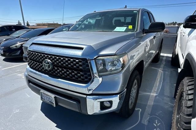 Used 2018 Silver Toyota SR5 image 2