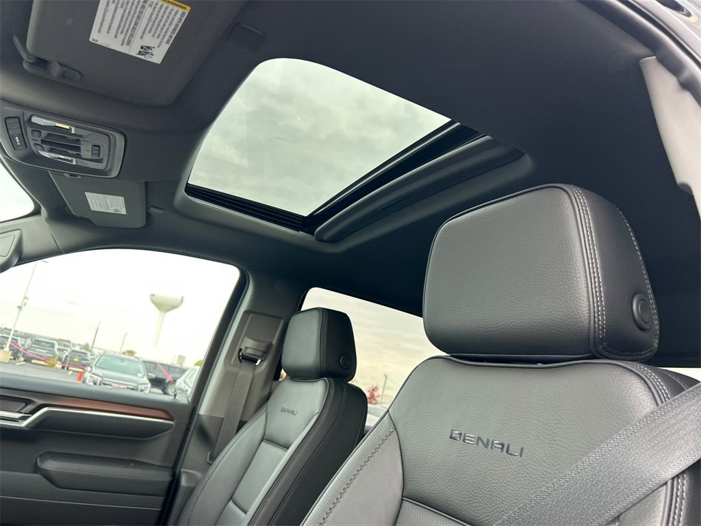 2026 GMC SIERRA - Image 28