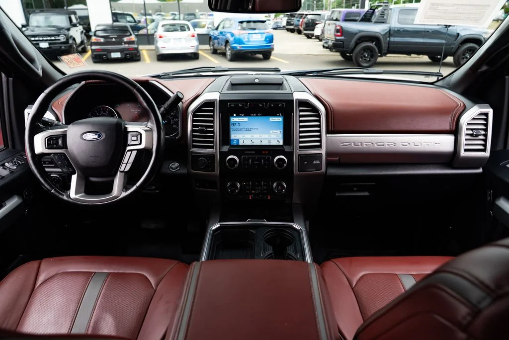 Used 2019 White Ford Platinum image 8