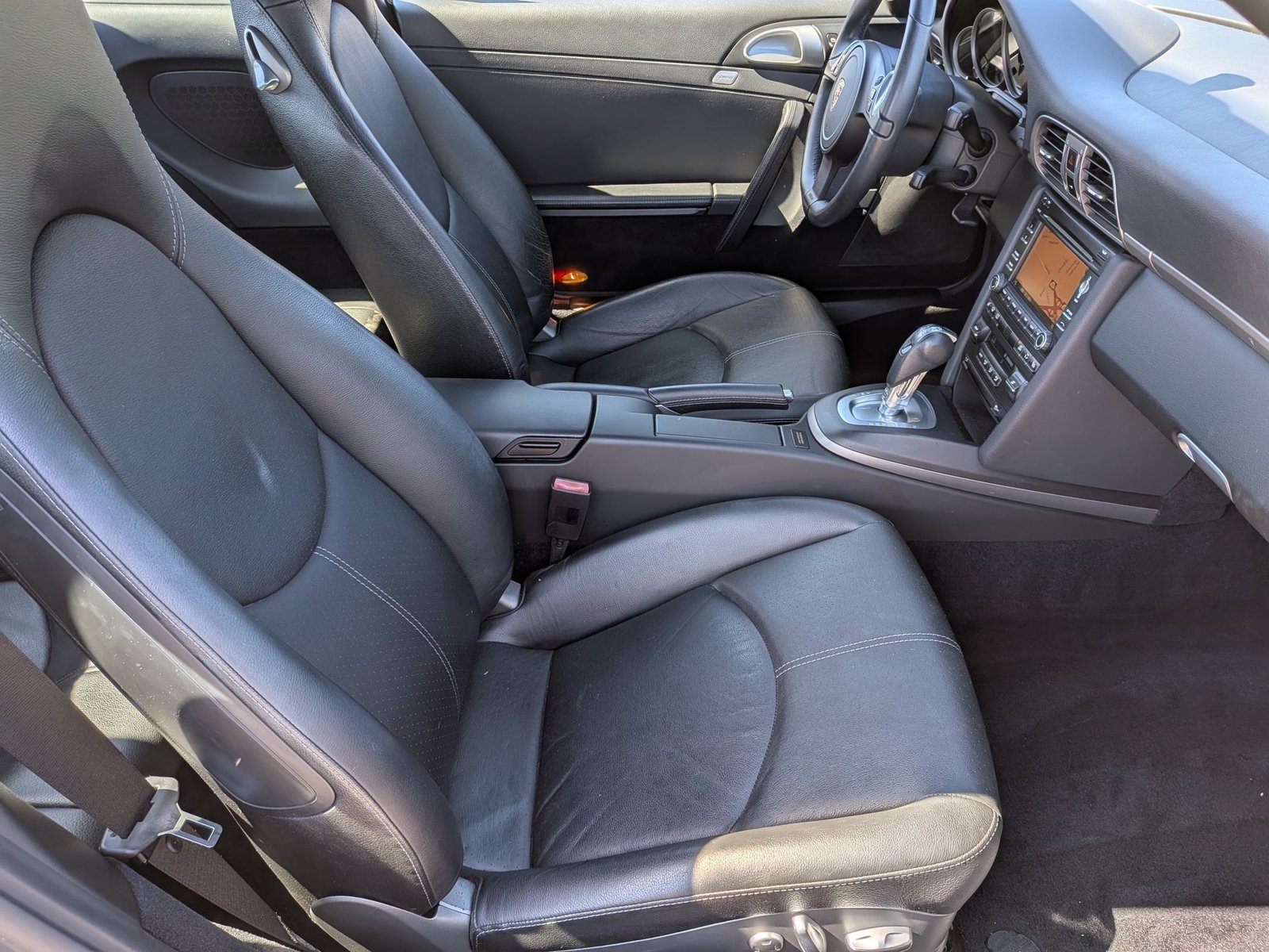 Used 2012 Meteor Grey Metallic Porsche 997 Carrera image 18