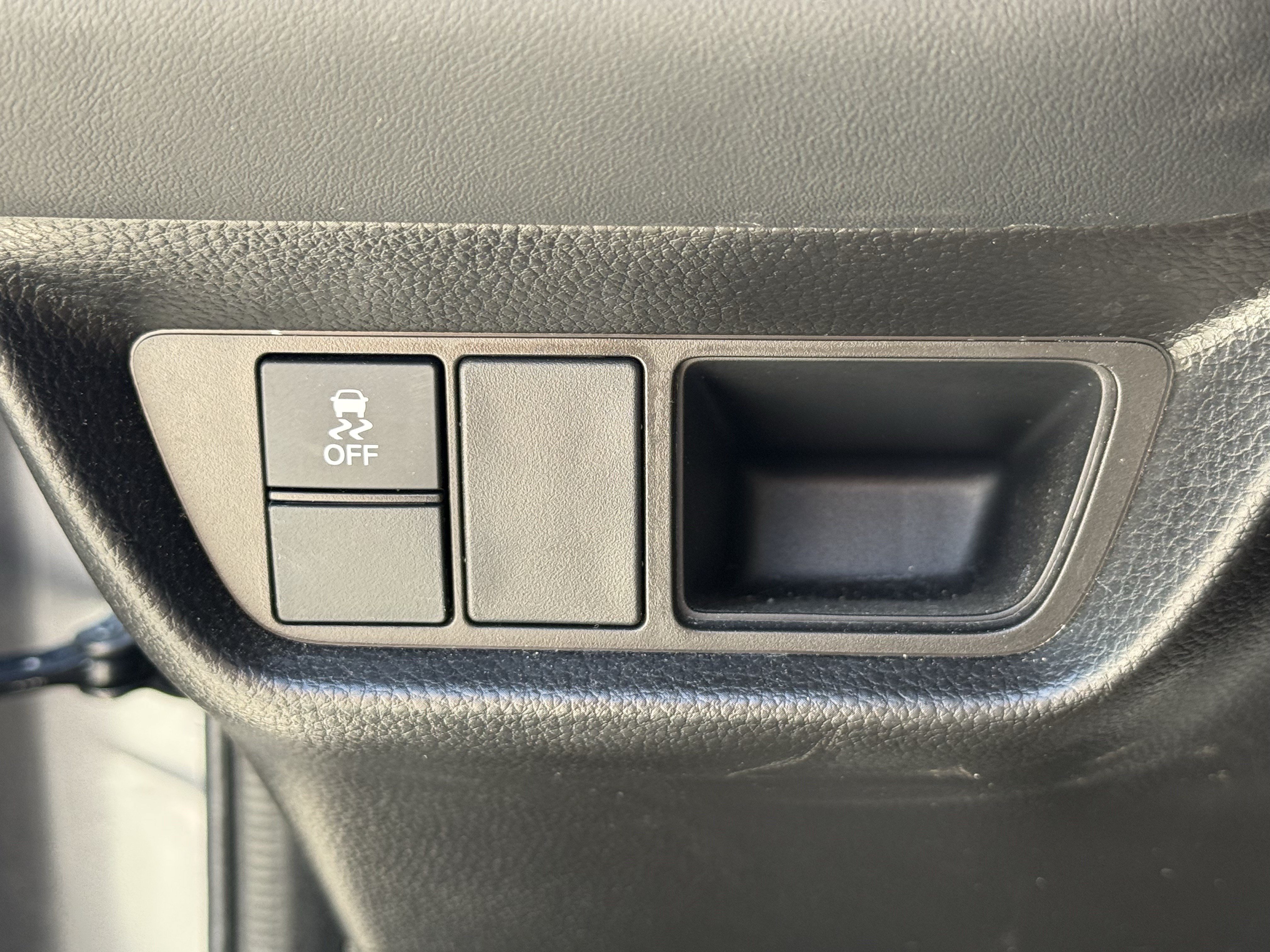 2025 Honda HR-V LX - Photo 25