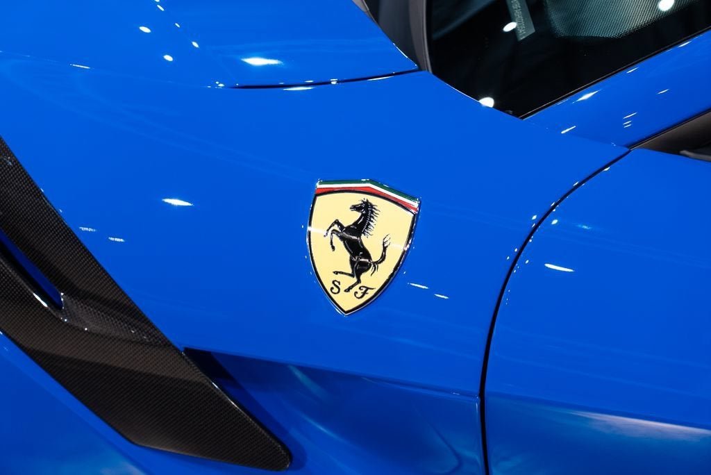 Certified Used 2017 Extra Sample Ferrari Base image 12