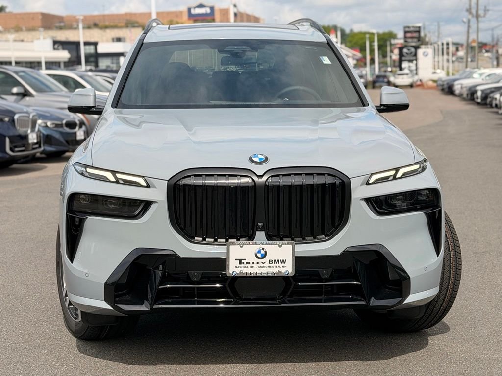 New 2027 Brooklyn Grey Metallic BMW xDrive40i image 2