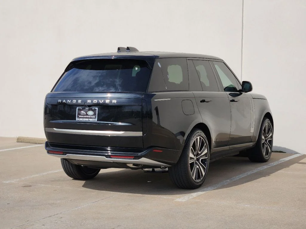 2025 Land Rover Range Rover SE - Photo 4