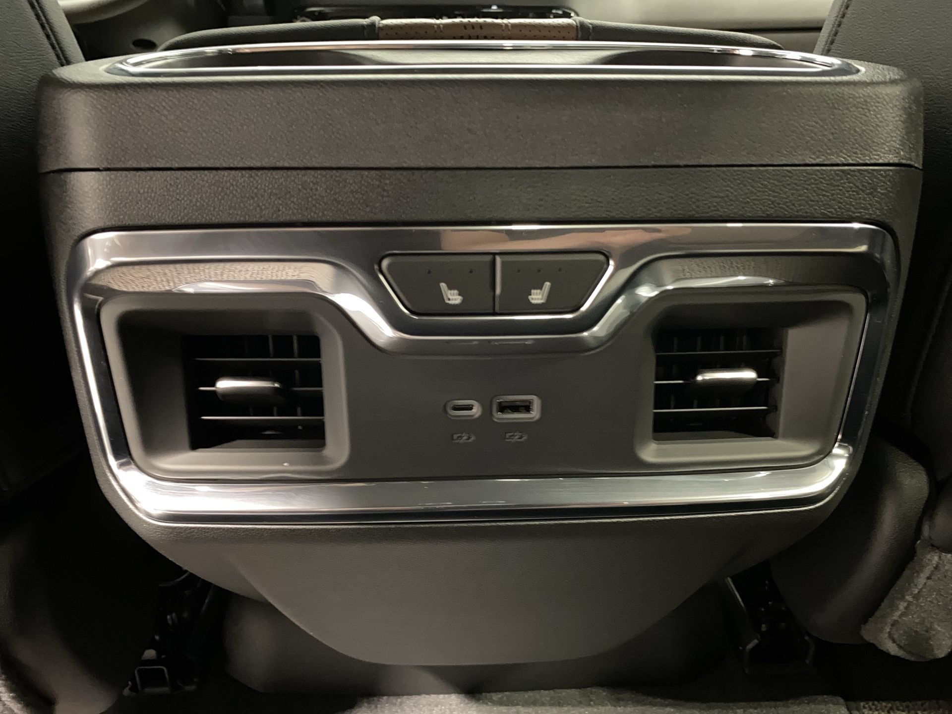 2026 Chevrolet Silverado 1500 High Country - Photo 20
