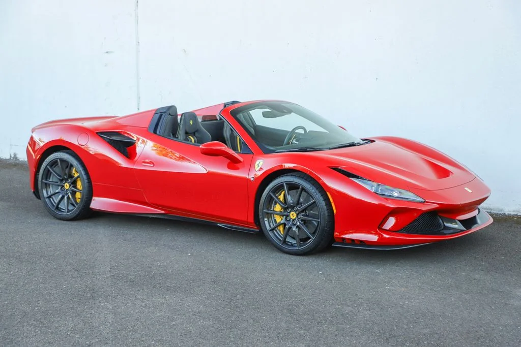 2022 Ferrari F8 Spyder's photo