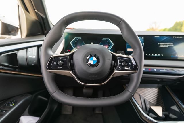 2025 BMW X3 30 - Photo 15