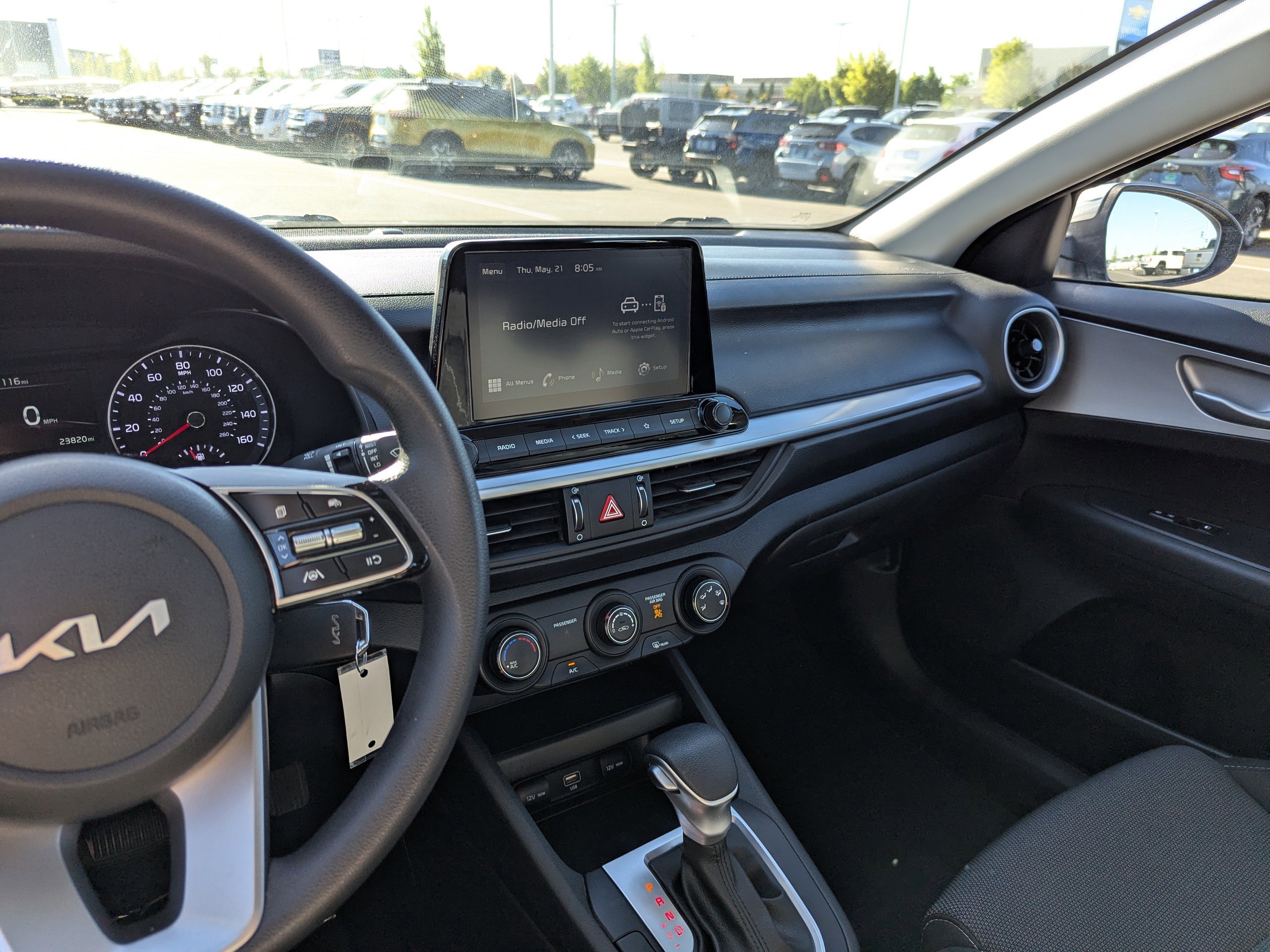 2023 Kia Forte LXS - Photo 20