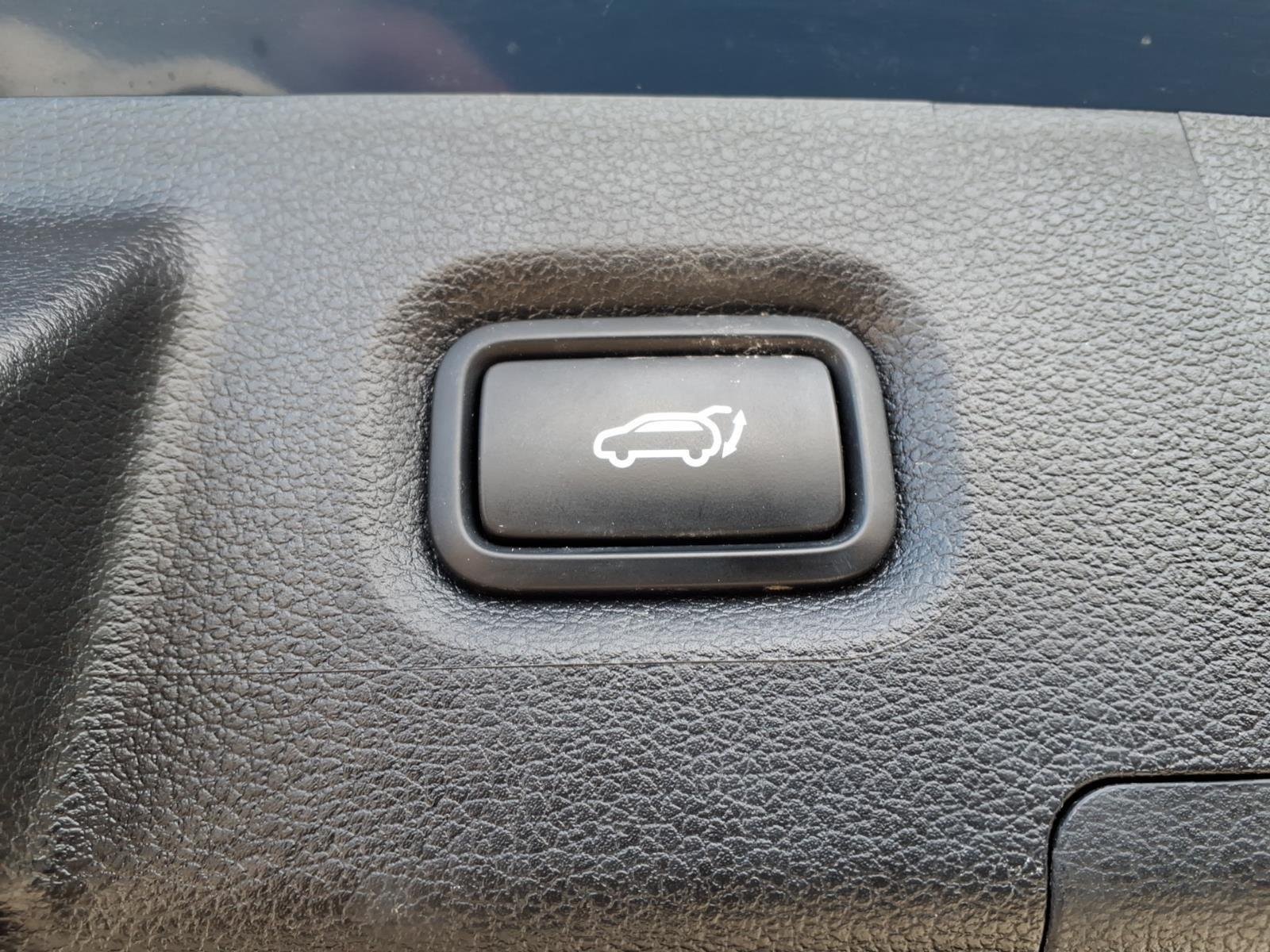 Used 2023 Stormy Sea Hyundai SEL image 12